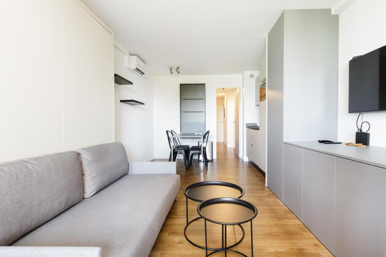 Suite 118 - Piscine - 50 Metres Plage - Terrasse - Clim - Wifi Cannes Exterior photo